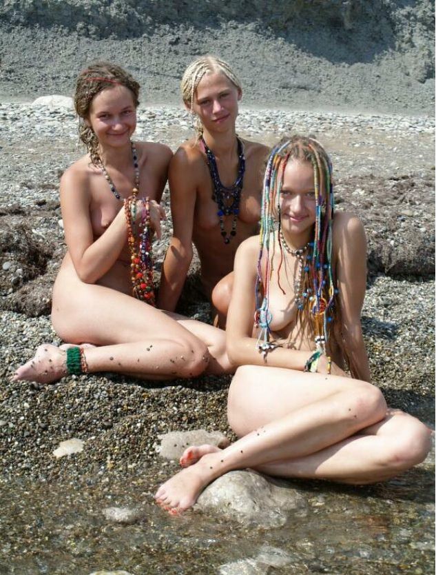 Zdjęcia rodzinny nudyzm młode dziewczyny (set 9) | Photos family nudism young girls Zdjęcia rodzinny nudyzm młode dziewczyny (set 9) | Photos family nudism young girls